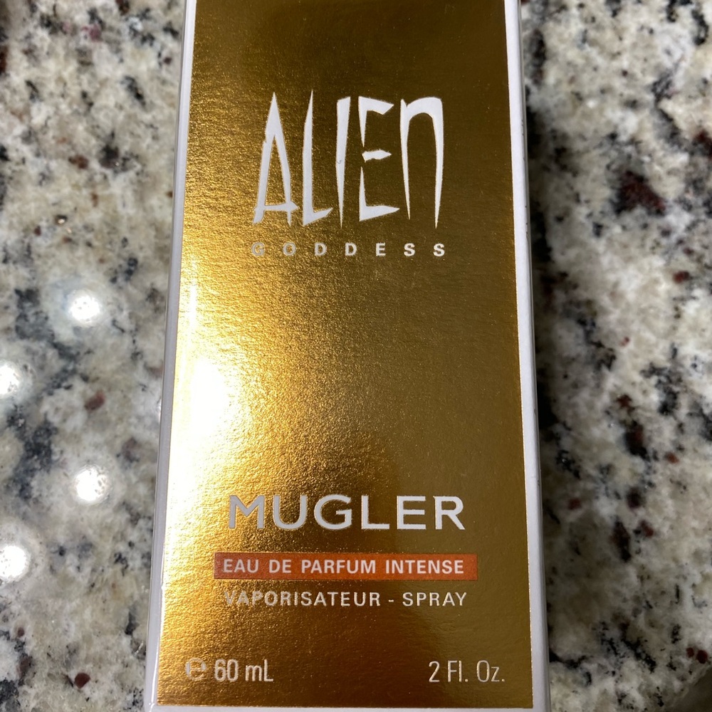Mugler Alien Goddess Intense Perfume 2oz